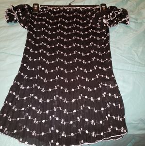 Over the shoulder floral blouse